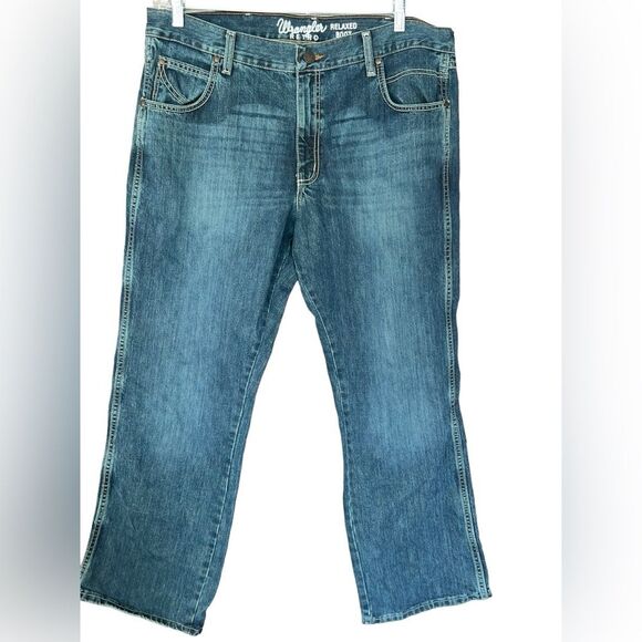 WRANGLER RETRO® RELAXED FIT BOOTCUT JEAN  Men's Size 38 x 30‎ - Picture 2 of 9